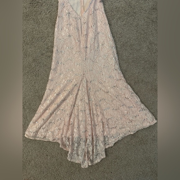 My Michelle Blush Pink Lace Sequin Gown – Size 5 - Picture 9 of 15